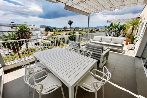 Espuma de Mar 95 by homeprive Beautiful and comfortable apartment in Denia, Costa Blanca, Spain with a communal pool for 4 persons. The apartment is situated in a residential beach area, close to restaurants, bars, and supermarkets, and is just 25 m from the beach....