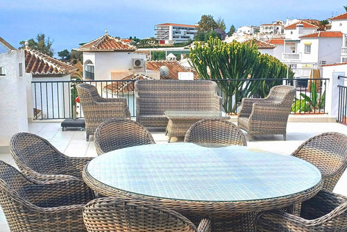 Nerja 051 Villa grande y clásica  con piscina privada en Nerja, Costa del Sol, España para 10 personas...