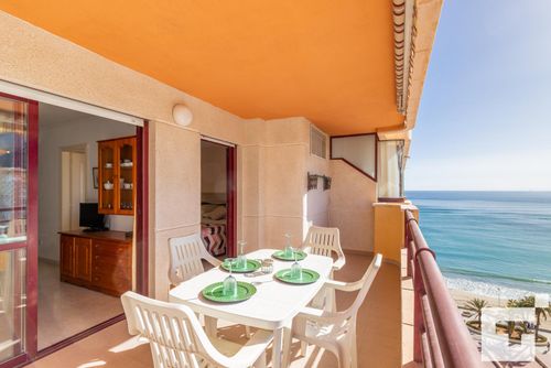 Appartement Zafiro 211B - Grupo Turis: Calpe, Costa Blanca, Espagne. Balcon / terrasse et Vues sur la plage