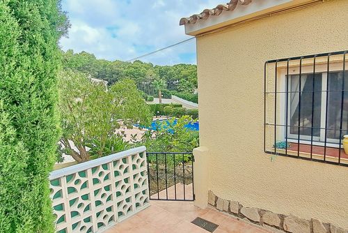 Algar by Solidays Casa de vacaciones bonita y acogedora en Moraira, Costa Blanca, España  con piscina comunitaria para 4 personas...