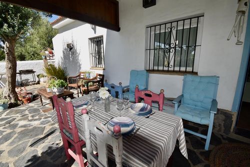 Cerromolino Villa rústica y cómoda en Chiclana de la Frontera, Costa de la Luz, España, con piscina privada para 6 personas. La casa se encuentra en una zona residencial de playa, cerca de supermercados y a 2 km de la playa de La Barrosa....