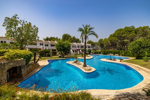 Los Lagos B Bel appartement avec piscine commune à Jesus Pobre, Costa Blanca, Espagne, pour 2 personnes. L'appartement est situé dans une zone boisée et montagneuse....