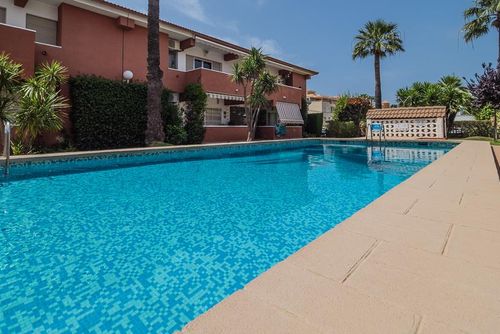 ASTURIAS PLAYA Bel appartement confortable  avec piscine communale à Denia, Costa Blanca, Espagne pour 5 personnes...
