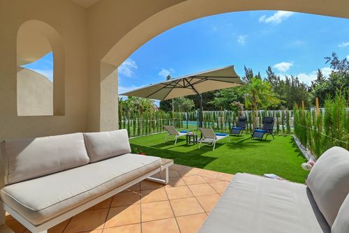 Nuestra Sorpresa Wonderful and comfortable apartment with communal pool in Denia, Costa Blanca, Spain for 4 persons. The apartment is situated in a residential beach area, close to shops and at 3 km from Playa de la Marineta beach....