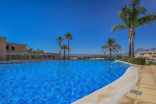 Altea Nova 4 Appartement merveilleux et charmant à Altea, Costa Blanca, Espagne pour 4 personnes. L'appartement est situé dans un quartier côtier, vallonné et résidentiel, à 3 km de la plage de La Olla....