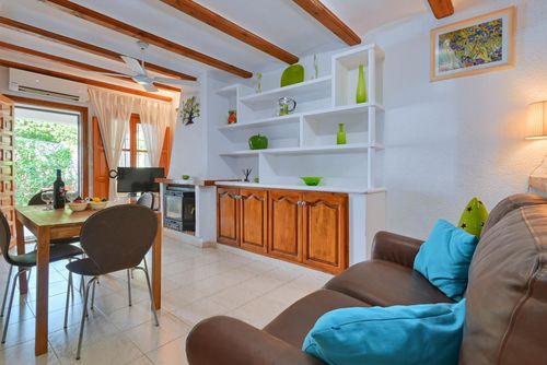 La Sella Bel et chaleureux appartement à Denia, Costa Blanca, Espagne, avec piscine commune pour 4 personnes. L'appartement est situé dans un quartier résidentiel en bord de plage....