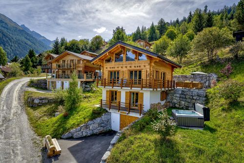Chalet Snowfall - jacuzzi - views Large and comfortable holiday house in La Tzoumaz, 4 Vallees, Switzerland for 10 persons...