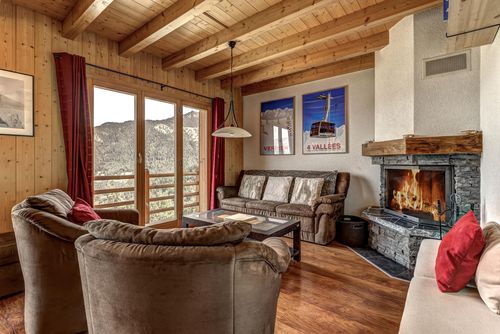 Chalet Snowfall - jacuzzi - views Large and comfortable holiday house in La Tzoumaz, 4 Vallees, Switzerland for 10 persons...