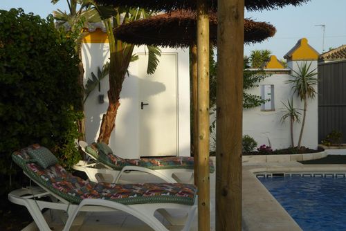 Casa Caballo Albino Holiday home in Chiclana de la Frontera, Costa de la Luz, Spain with private pool for 5 persons. The house is situated in a coastal and rural area and is 3 km from Playa la Barrosa beach....