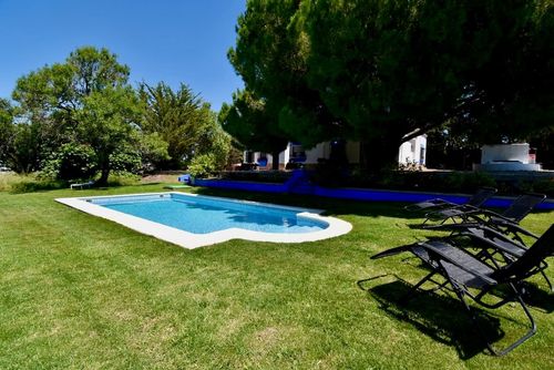 Julia Wonderful and comfortable villa with private pool in Chiclana de la Frontera, Costa de la Luz, Spain for 6 persons. The house is situated in a coastal and rural area and is close to restaurants, bars, and supermarkets....