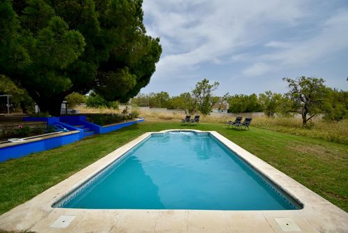 Julia Maravillosa y cómoda villa con piscina privada en Chiclana de la Frontera, Costa de la Luz, España, para 6 personas. La casa está situada en una zona costera y rural, y se encuentra cerca de restaurantes, bares y supermercados....
