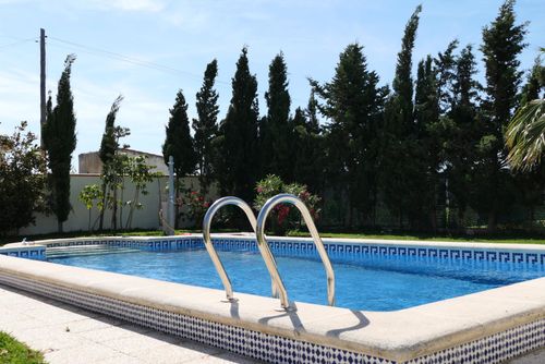 Casa Feliz Ferienhaus in Chiclana de la Frontera, Costa de la Luz, Spanien mit privatem Pool für 6 Personen. Das Haus befindet sich in ländlicher Umgebung....