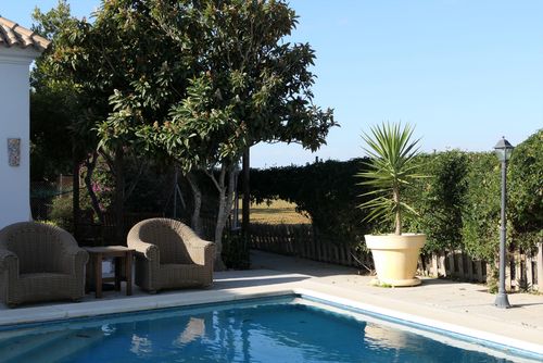 Casa Vista del Campo Casa de vacaciones con piscina privada en Chiclana de la Frontera, Costa de la Luz, España, para 5 personas. La casa se encuentra en una zona rural....