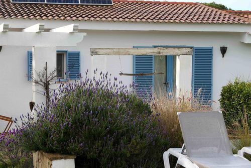 Finca Lavanda Feriehus i Chiclana de la Frontera, Costa de la Luz, Spania med privat svømmebasseng for 4 personer. Huset ligger i et landlig område....