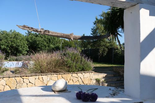Finca Lavanda Feriehus i Chiclana de la Frontera, Costa de la Luz, Spania med privat svømmebasseng for 4 personer. Huset ligger i et landlig område....