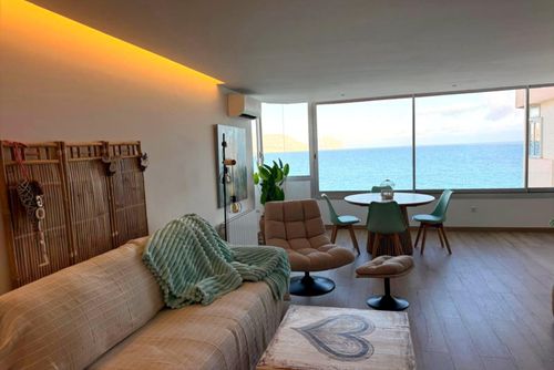 Cap Negret Altea Mar Magnifique et confortable appartement à Altea, Costa Blanca, Espagne, disposant d'une piscine commune pour 4 personnes. L'appartement est situé dans une zone résidentielle proche de la plage, à proximité de restaurants et bars, de boutiques et supermarchés, et à 25 m de la plage de la Olla....