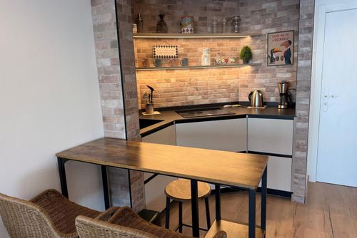 Cap Negret Altea Mar Wonderful and comfortable apartment in Altea, Costa Blanca, Spain with communal pool for 4 persons. The apartment is situated in a residential beach area, close to restaurants and bars, shops and supermarkets, and 25 m from Playa de la Olla beach....