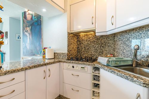 Cap Negret Altea Mar Magnifique et confortable appartement à Altea, Costa Blanca, Espagne, avec piscine commune pour 4 personnes. L'appartement est situé dans une zone résidentielle proche de la plage, à proximité de restaurants et bars, de boutiques et supermarchés, et à 25 m de la plage de la Olla....