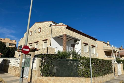 Apartamento Bajo Este Apartment in Oliva, Costa Blanca, Spain for 6 persons...