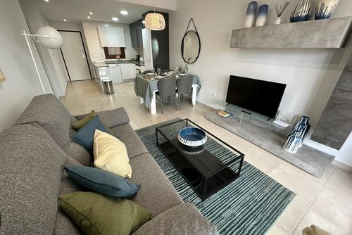 Casa Floor Schöne und helle Wohnung mit Gemeinschaftspool in San Juan de los Terreros, Andalusien, Spanien für 4 Personen. Die Wohnung befindet sich in einer Ferienanlage mit Bar und Restaurant, in einem Wohn- und Bergstrandgebiet, nahe Supermärkten und einem Tennisplatz und 500 m vom Strand entfernt....