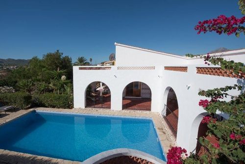 Finca Hogar Villa indah dan nyaman  dengan kolam renang berpemanas di Alfaz Del Pi, Costa Blanca, Spain untuk 8 orang...