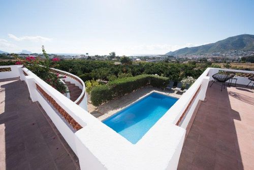 Finca Hogar Wonderful and cheerful villa with heated pool in Alfaz del Pi, Costa Blanca, Spain for 8 persons. The house is situated in a coastal and rural area and is 2 km from Albir beach....