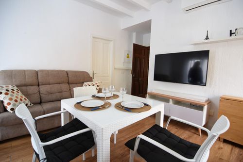 Nerja 101 Appartement moderne et confortable  avec piscine communale à Nerja, Costa del Sol, Espagne pour 4 personnes...