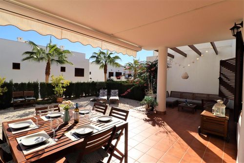 Jazmines Schitterend en vrolijk appartement in San Juan de los Terreros, Andalusië, Spanje met gemeenschappelijk zwembad voor 6 personen. Het appartement bevindt zich in een strandresort, in een woon- en bergachtige strandomgeving, dicht bij supermarkten en op 200 m van het strand....
