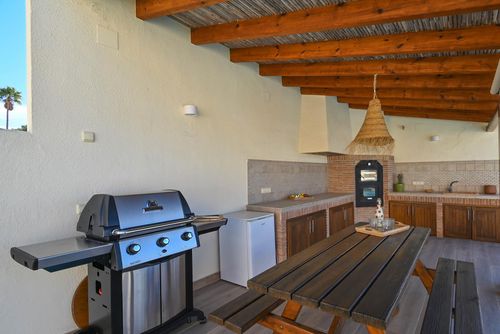 Altar 4 pax Maravillosa y cómoda villa con piscina privada en Jávea, Costa Blanca, España, para 4 personas. La casa está situada en una zona residencial de playa y se encuentra a 4 km de la playa de La Grava, Jávea....