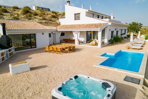 Lua Galera Villa grande  com piscina privada em Galera, Andaluzia, Spain para 20 pessoas...