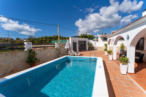 Nerja 073 Villa bonita y clásica en Nerja, Costa del Sol, España  con piscina privada para 6 personas...
