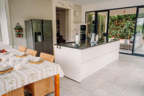 Le Sommet Villa em Chabanais, Nouvelle-Aquitaine, France para 6 pessoas...