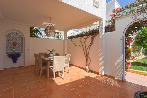Beautiful beach house in Estepona Lovely and romantic holiday home in Estepona, Andalusia, Spain for 4 people. The house is situated 25 metres from the beach and 25 metres from the Mediterranean Sea....