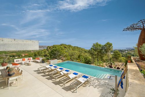 Casa de Romero Moderne en luxe villa in Xàbia, Costa Blanca, Spanje met privézwembad voor 8 personen. Het huis is gelegen in een residentiële strandomgeving....
