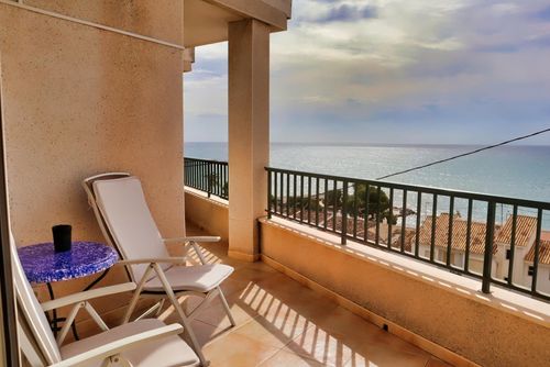 Casa Aballi Lovely and comfortable apartment with communal pool in Altea, Costa Blanca, Spain for 4 persons. The apartment is situated in a beach resort, in a residential beach area, close to supermarkets, 100 m from Playa La Olla beach and 0....