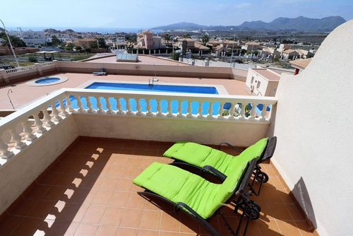 El Cid Underbar och glad lägenhet med en gemensam pool i San Juan de los Terreros, Andalusien, Spanien för 4 personer. Lägenheten ligger i en badort, i ett bostadsområde med berg och nära till restauranger och barer, butiker och stormarknader, och är 1 km från stranden....