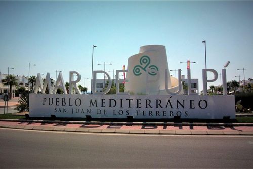 Casa Vigo Beautiful and cheerful apartment in San Juan de los Terreros, Andalusia, Spain with communal pool for 6 persons. The apartment is situated in a beach resort, in a coastal and residential area, close to supermarkets and 500 m from the beach....