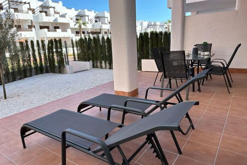 Casa Vigo Vacker och glädjefylld lägenhet i San Juan de los Terreros, Andalusien, Spanien med gemensam pool för 6 personer. Lägenheten är belägen i en strandresort, i ett kustnära och bostadsområde, nära till livsmedelsbutiker och 500 m från stranden....