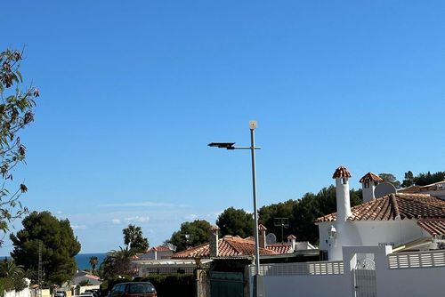 Adosado Mar  y Montaña Красивый, уютный дом  с общим бассейном  на 5 человек в Дении, нa Коста Бланкe, в Испании...