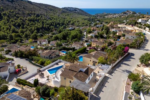 Le Savoir Vivre Villa en Benitachell, Costa Blanca, España  con piscina privada para 6 personas...
