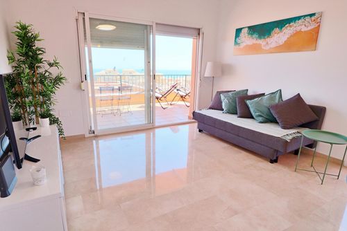 Apartment Playamar 1 Apartment with communal pool in Fuengirola, Andalusia, Spain for 4 persons. The apartment is situated in a hilly and urban beach area, 500 m from Bar Bikini Beach and 0....
