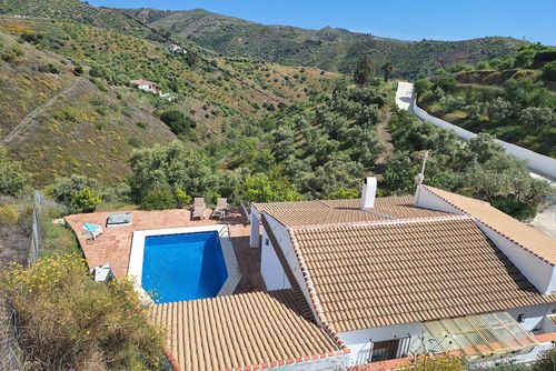La_Casa_Algarrobo Villa  dengan kolam renang pribadi di Sedella, Andalusia, Spain untuk 4 orang...