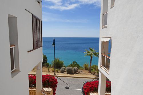 Seafront and Garden View Lovely and nice apartment with communal pool in Altea, Costa Blanca, Spain for 6 persons. The apartment is situated in a residential beach area, close to a tennis court, 100 m from Playa Mascarat beach and 0....