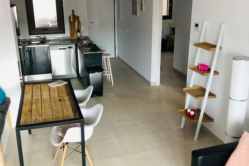 Casa Laninya Smukt og lyst lejlighed med fælles pool i San Juan de los Terreros, Andalusien, Spanien for 4 personer. Lejligheden ligger i et ferieanlæg i et kystnært og beboelsesmæssigt område, tæt på supermarkeder og 500 m fra stranden....