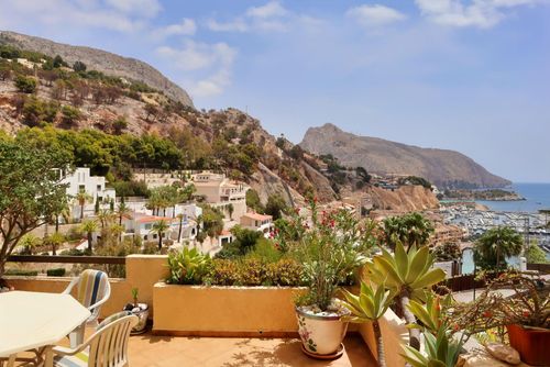 Mirador de la Galera Beautiful and nice apartment in Altea, Costa Blanca, Spain for 4 persons. The apartment is situated in a residential beach area and is 100 m from the beach....