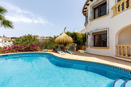 Villa Bajo el Sol Wunderschöne und komfortable Villa in Moraira, Costa Blanca, Spanien  mit privatem Pool für 8 Personen...