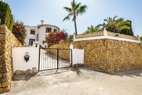 Villa Bajo el Sol Wonderful and comfortable villa  with private pool in Moraira, Costa Blanca, Spain for 8 persons...