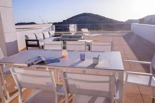 Casa Sierra Golf Prachtig en comfortabel appartement in San Juan de los Terreros, Andalusië, Spanje voor 4 personen. Het appartement is gelegen in een vakantiecomplex met een bar en restaurant en is 3 km van het strand Playa la Entrevista....