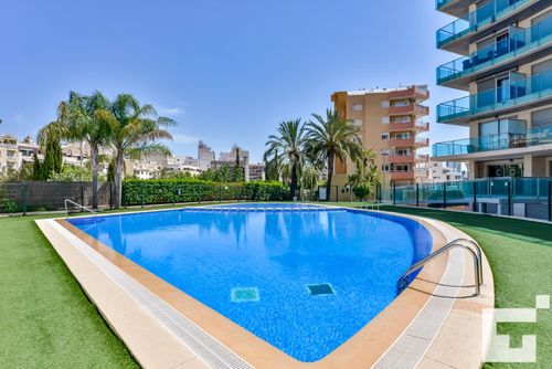 Borumbot 38 Beautiful and comfortable apartment with communal pool in Calpe, Costa Blanca, Spain for 4 persons. The apartment is situated in an urban area, close to restaurants and bars, shops and supermarkets, and 200 m from Los Pinos beach....