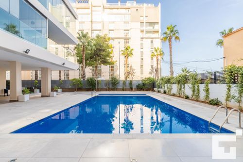 Calpe Beach II 3C - Grupo Turis Hermoso y cómodo apartamento en Calpe, Costa Blanca, España, con piscina comunitaria para 5 personas. El apartamento está situado cerca de restaurantes y bares, tiendas y supermercados, y se encuentra a 25 m de la playa de Levante o de la playa de La Fossa....